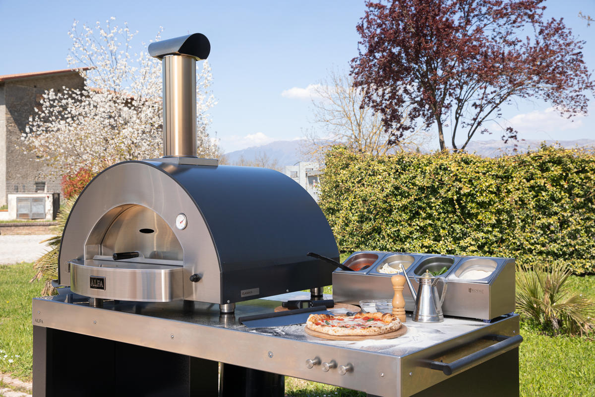 Classico Gas 4 Pizza Oven
